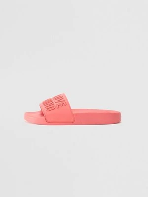 Kapcie Love Moschino