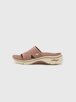 Kapcie Skechers brązowy