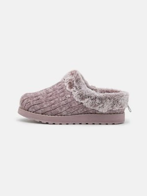 Kapcie Skechers Wide Fit