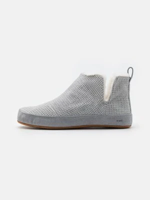Kapcie TOMS