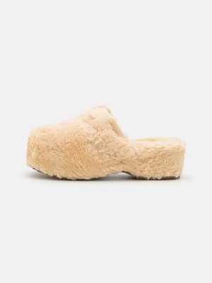 Kapcie Ugg