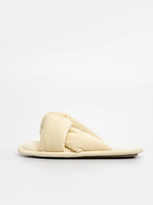 Zdjęcie produktu Kapcie United Colors of Benetton