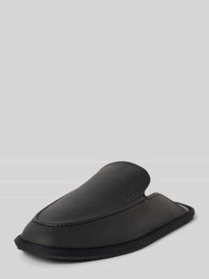 Kapcie z wytłoczonym logo Boss