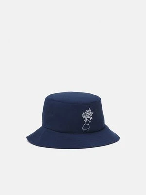 Kapelusz mister tee