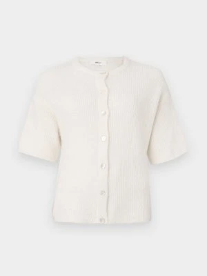 Kardigan Gina Tricot