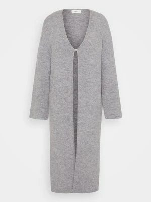 Kardigan Gina Tricot Petite