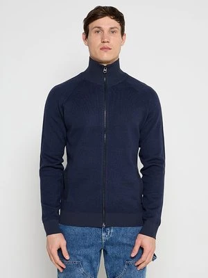 Kardigan Petrol Industries