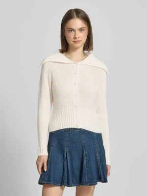 Kardigan rozpinany z szerokim kołnierzem i listwą guzikową Gina Tricot