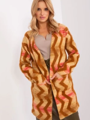Kardigan w geometryczne wzory camelowy Wool Fashion Italia