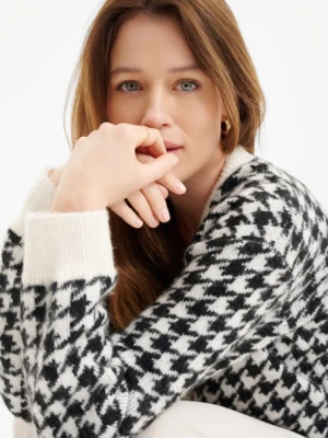 Kardigan w pepitkę z kontrastowymi lamówkami Greenpoint