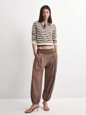 Kardigan z dzianiny w paski czekoladowy - Kobieta - - MANGO