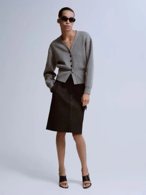 Kardigan z dzianiny z dekoltem w szpic średni szary - Kobieta - - MANGO