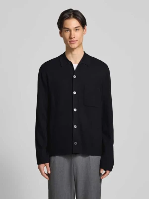 Kardigan z mieszanki wełny z kieszenią na piersi Christian Berg Men