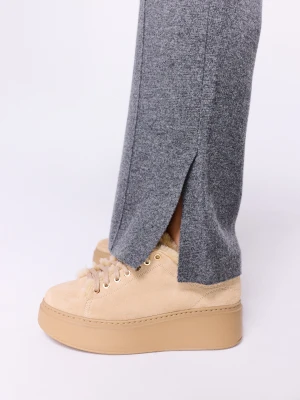 Karmelowe skórzane sneakersy z kożuszkiem TARANKO