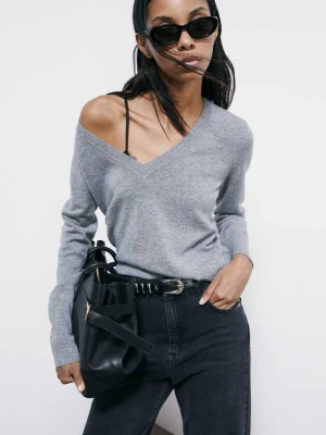 Kaszmirowy sweter z dekoltem w szpic PATRIZIA PEPE