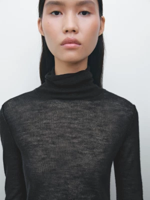 Zdjęcie produktu Kaszmirowy Sweter Z Golfem − Limited Edition - Czarny - - Massimo Dutti - Kobieta
