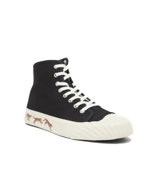 Kenzo Trampki