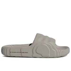 Klapki adidas Adilette 22 HQ4670 - brązowe