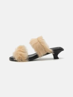 Klapki na obcasie By Malene Birger