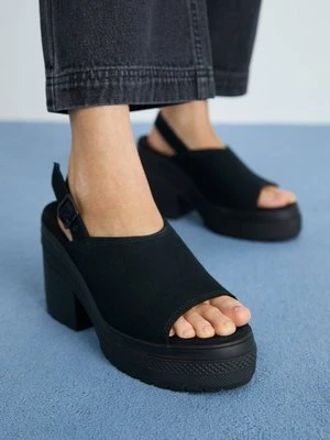 Klapki Converse