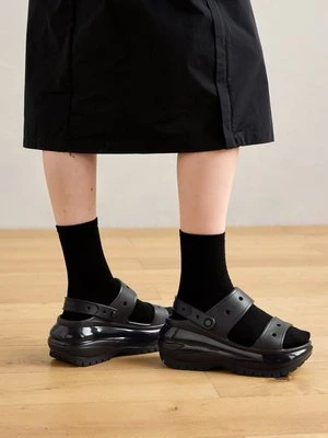 Klapki na obcasie Crocs