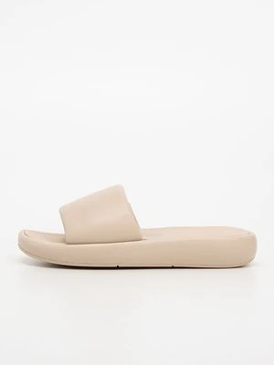 Klapki płaskie FitFlop
