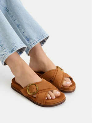 Klapki Guess Jeans CEO-HY1001-6 Brązowy