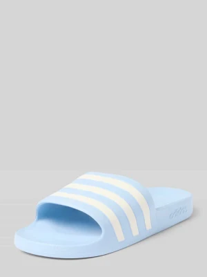 Klapki kąpielowe z tłoczonym logo Model 'ADILETTE AQUA' adidas Sportswear