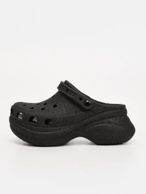 Klapki na obcasie Crocs czarny