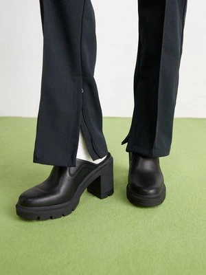 Klapki na obcasie Timberland