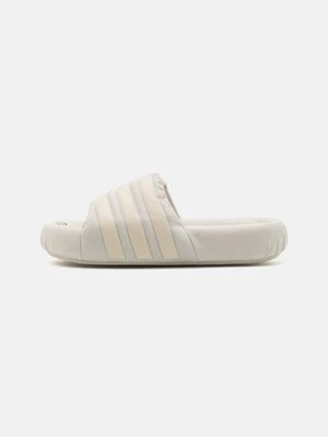 Klapki płaskie adidas Originals
