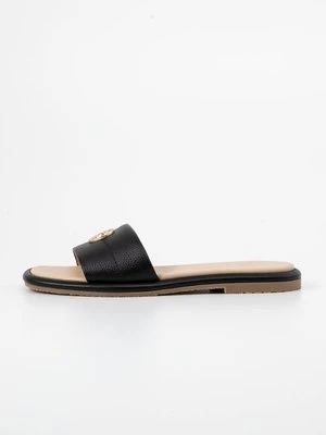 Klapki płaskie aigner