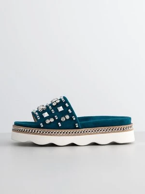 Klapki płaskie Alma en Pena