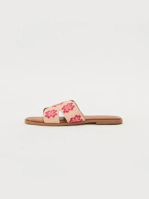 Klapki płaskie Anna Field