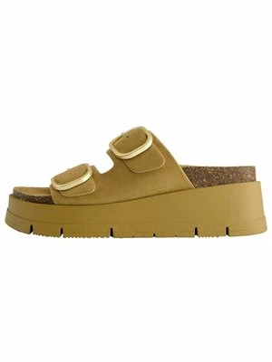 Klapki płaskie Bershka