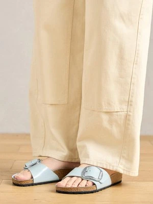 Klapki płaskie Birkenstock jasnoniebieski