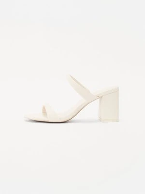 Klapki płaskie Call it Spring