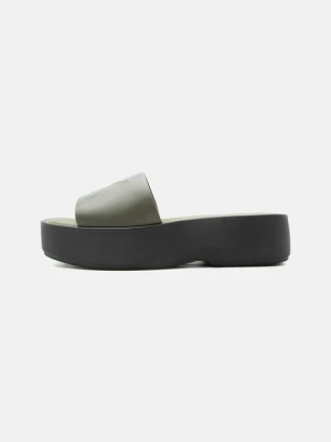 Klapki płaskie Calvin Klein zielony