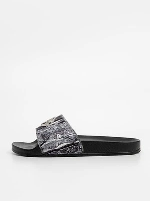 Klapki płaskie carlo colucci