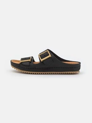 Klapki płaskie Clarks