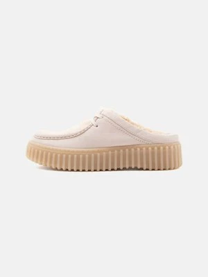 Klapki płaskie Clarks