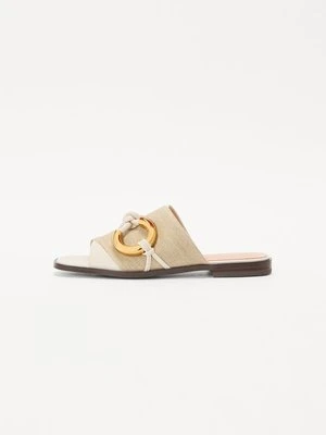 Klapki płaskie Coccinelle