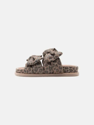 Klapki płaskie Copenhagen Shoes brązowy