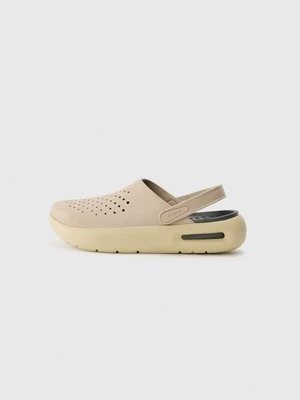 Klapki płaskie Crocs