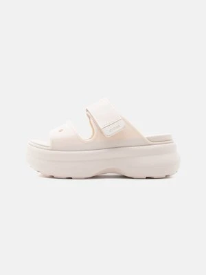 Klapki płaskie Crocs beżowy