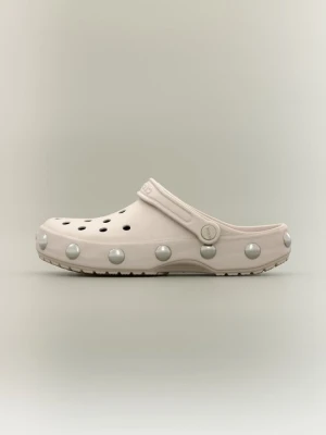 Klapki płaskie Crocs brązowy