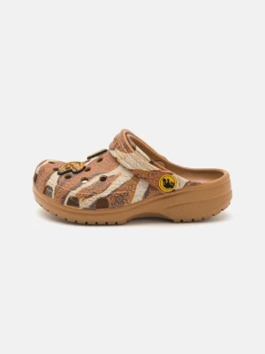 Klapki płaskie Crocs piaskowy