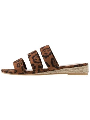 Klapki płaskie Dorothy Perkins