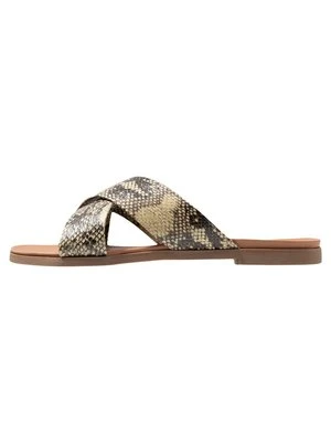 Klapki płaskie Dorothy Perkins Wide Fit