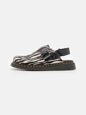 Klapki płaskie Dr. Martens